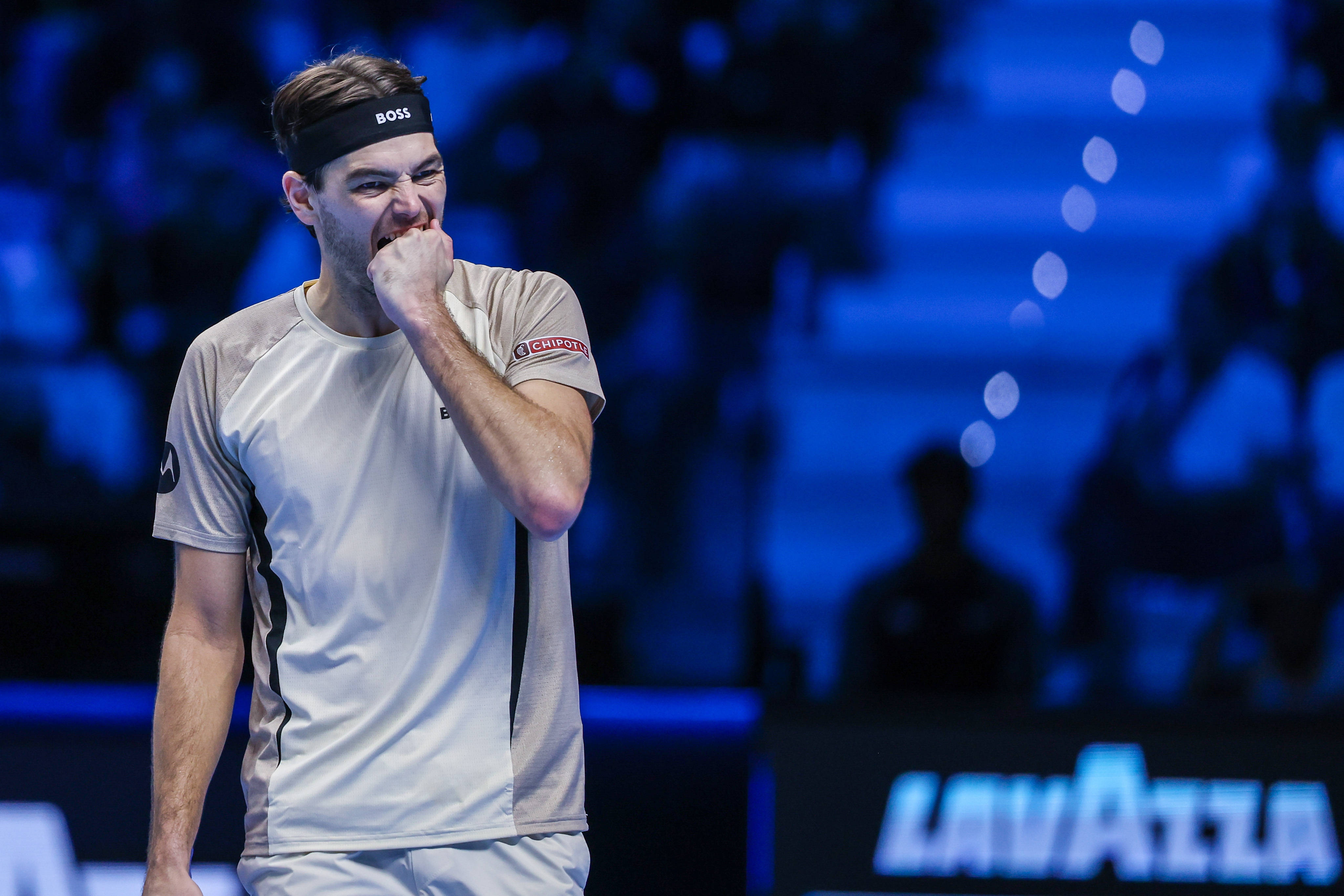 （外代二线）网球——ATP年终总决赛：德米纳尔胜弗里茨